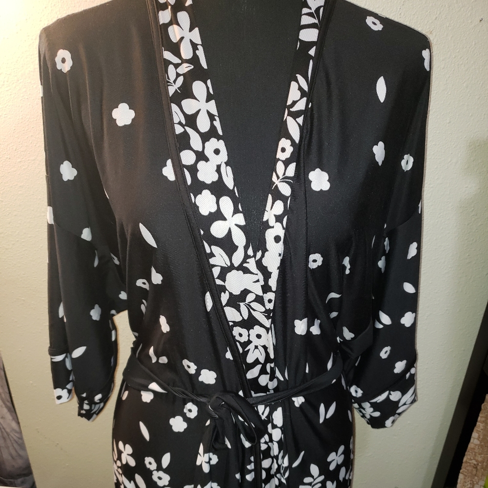 In bloom sz. Large Bathrobe